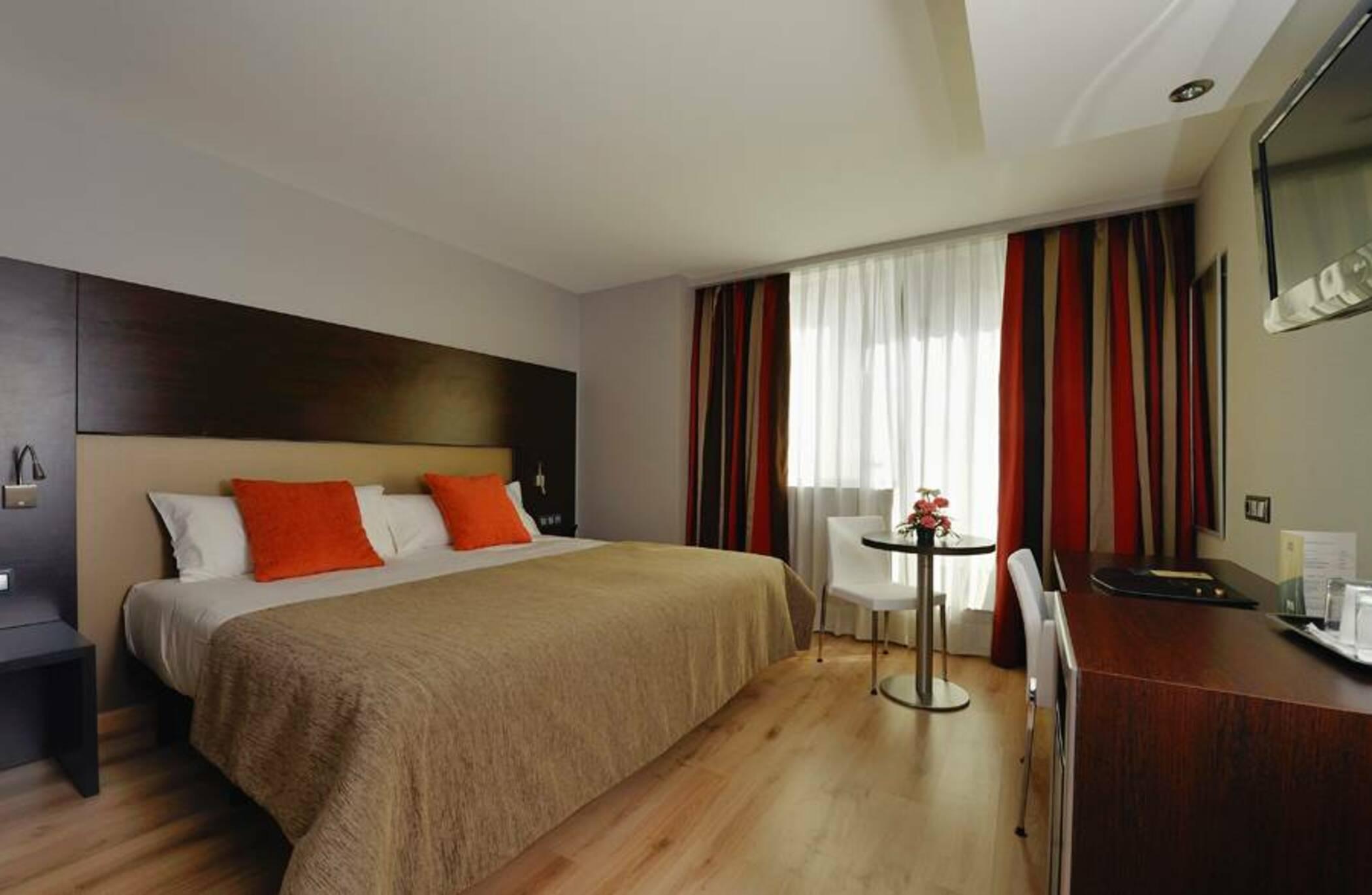 Turia Hotel 4*