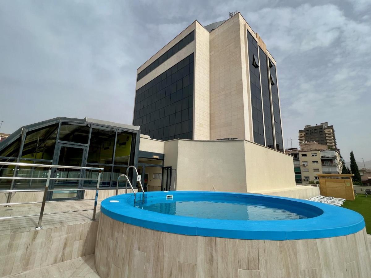 Turia 4*