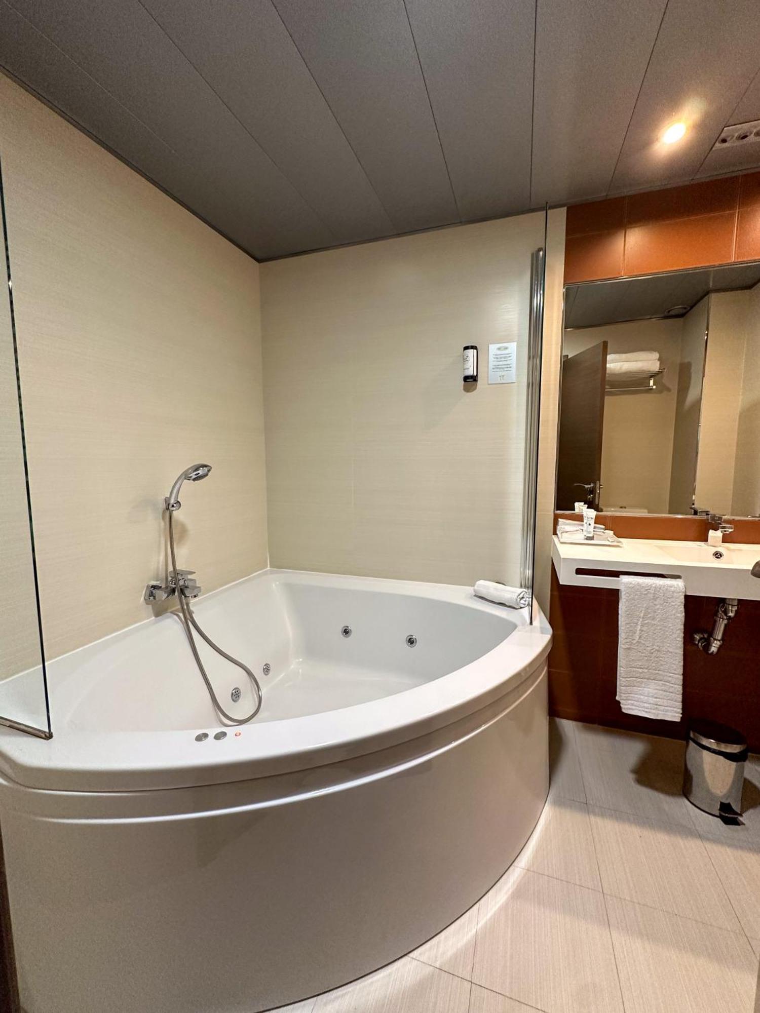 Turia Hotel 4*
