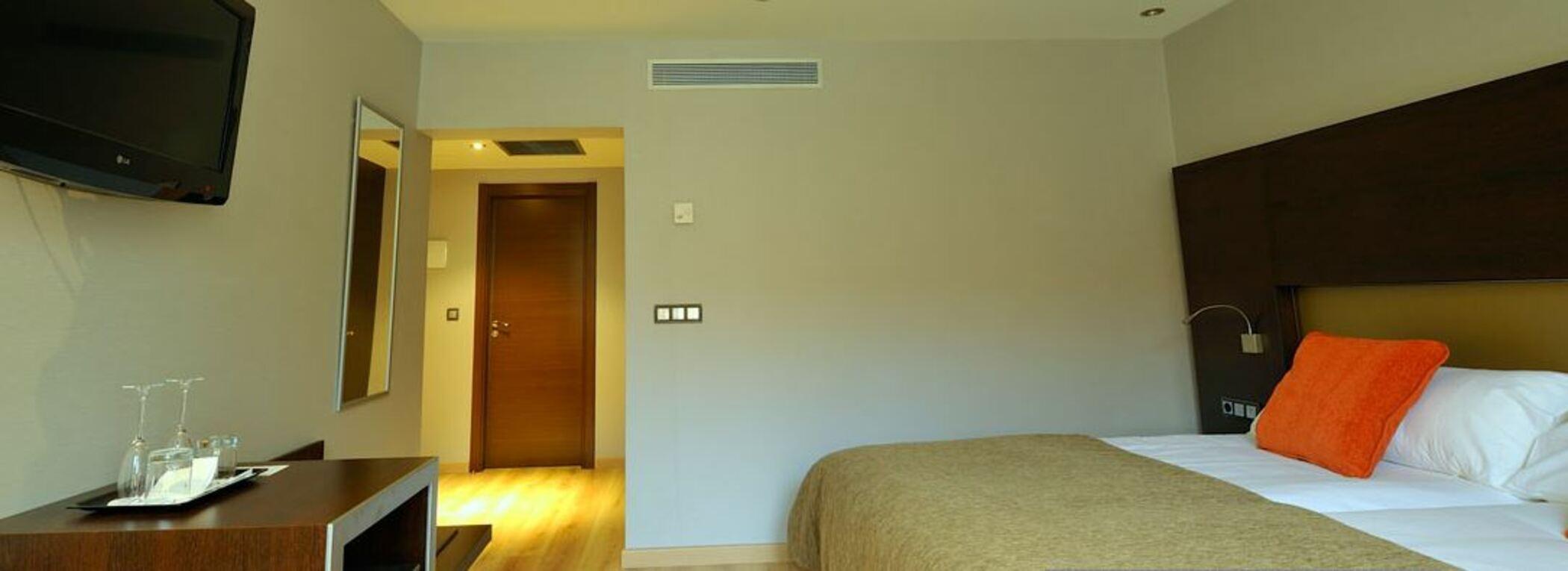 Turia 4* Granada